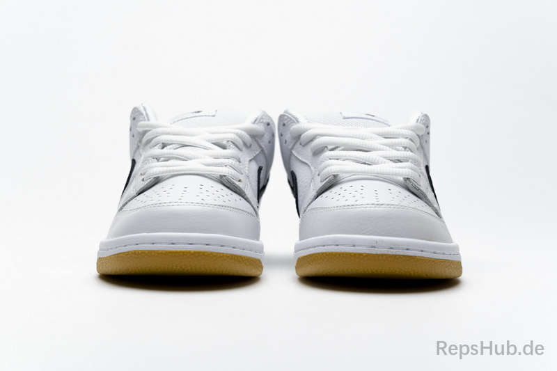 Nike SB Dunk Low Pro White Gum CD2563100